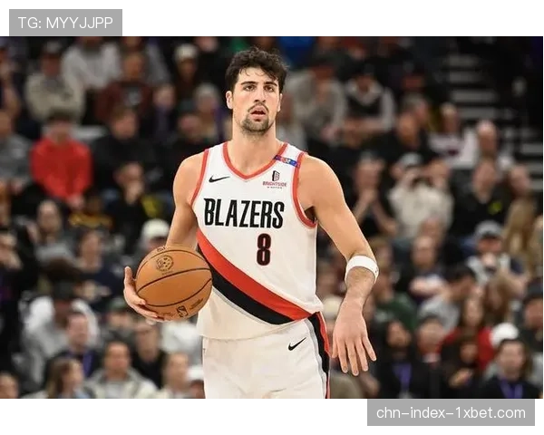 开拓者阿夫迪亚25+6+9难救主,失误控制不佳被76人抓住转换 开拓者阿夫迪亚25+6+9难救主,失误控制不佳被76人抓住转换